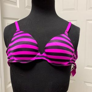 Pink/black Victoria’s Secret bra. Straps come off back hook to change strapping